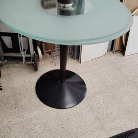 Tavolo vetro temperato