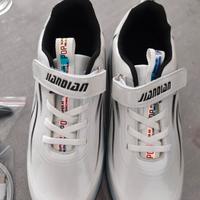 scarpe con luci a led e ruote a scomparsa 
