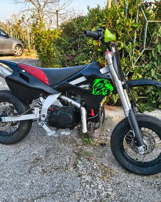 Lem Four X pro motard yx 165