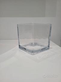 vaso in vetro cubo