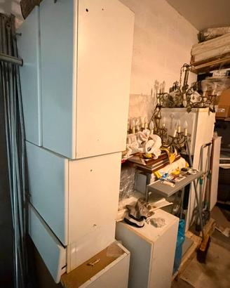 mobili per cucina + frigo+cucina gas