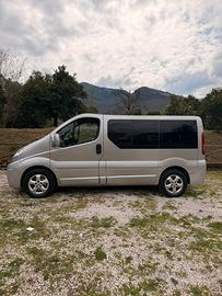 Renault Trafic Automatico 9 posti