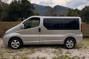 Renault Trafic Automatico 9 posti