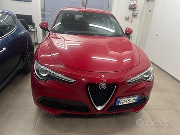 Alfa Romeo Stelvio 2.2 Turbodiesel 190 CV AT8 RWD 