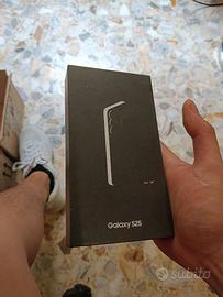 Samsung S25 256GB Dual Sim