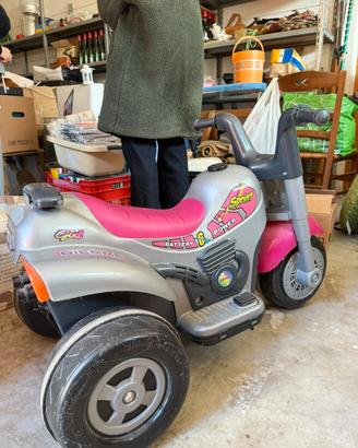 Moto giocattolo elettrica