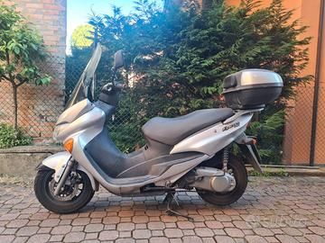 Scooter Suzuki Epicuro 150cc