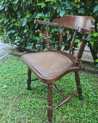 sedia appena restaurata. 