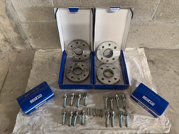 Kit 4 Distanziali Sparco 16+20mm 4x100 con bulloni
