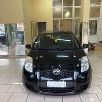 Toyota Yaris 1000 benzina 5 porte