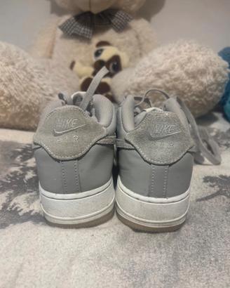 nike grigie