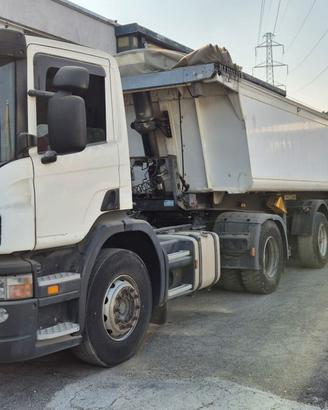 SCANIA CON SEMIRIMORCHIO SCHMITZ