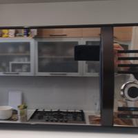 forno a microonde combinato LG MH6384BPR.