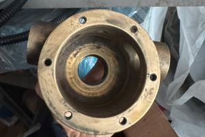 Volvo lentampompa acqua 858469