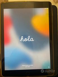 iPad (6ª generazione) Wi-Fi - 128 GB + cover