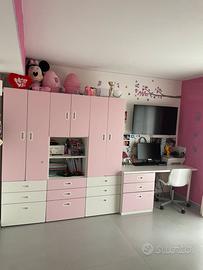 Camera completa bambina