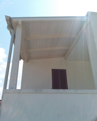 Veranta in legno lamellare