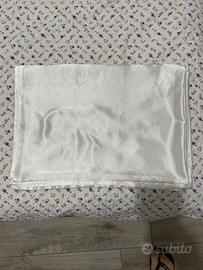 Tende di raso in seta