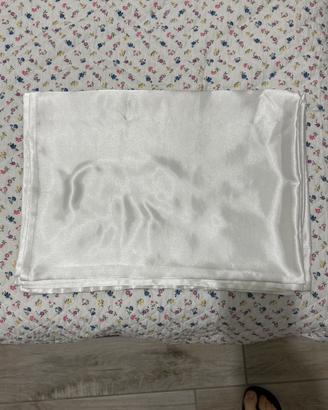 Tende di raso in seta