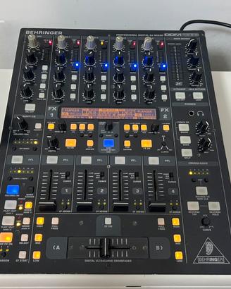 Mixer DDM4000 + Akai APC20 + Audio 8 + Traktor X1