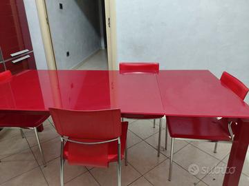 Cucina+tavolo e sede