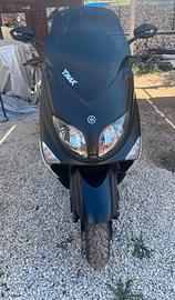 LEGGERE BENE  Yamaha T-max 500