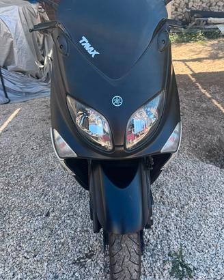 LEGGERE BENE  Yamaha T-max 500