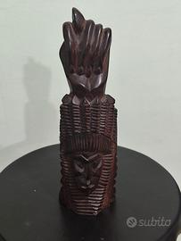 Scultura in legno brasiliana