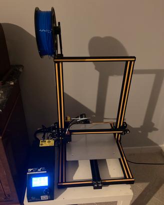 Stampante 3D creality cr10