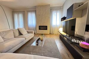 Villa di 249 m² con più di 5 locali a Este