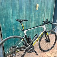 Bici corsa scott foil disc