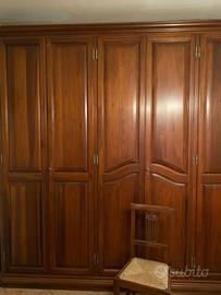 Camera da letto in noce massiccio mobili Leardini