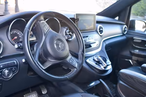Mercedes V class (AMG)