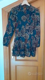 Vestito da donna con sottoveste