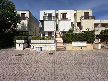 4 LOCALI A CASSANO ALLO IONIO