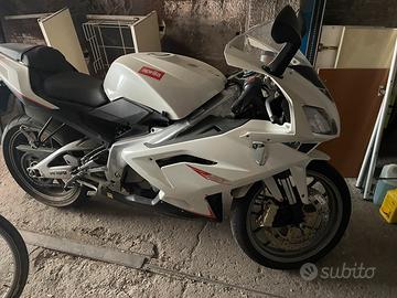 Aprilia RS 125 2t come nuova