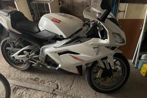 Aprilia RS 125 2t come nuova