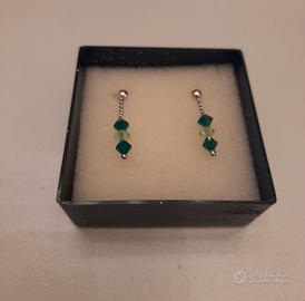 Orecchini in argento nuovi con pietre preziose