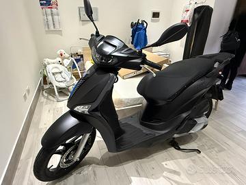 liberty 125 s nero opaco
