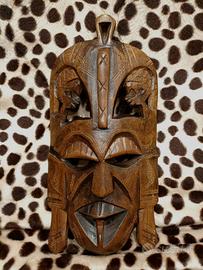 Maschera africana