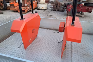 Trattore fiat 550 640 parafanghi usati