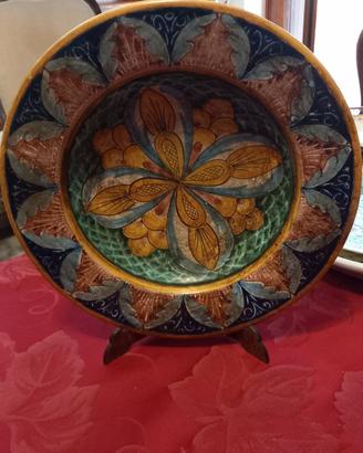 Piatto in ceramica siciliana di Caltagirone 