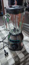 Frullatore  da 1,7 litri con lame in acciaio inox