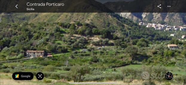 Terreno agricolo con abitazioni luce e pozzo