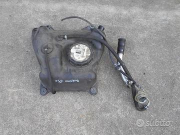 Serbatoio con pompa benzina burgman 650