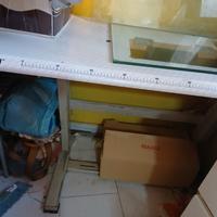 tavolo per macchina da cucirw