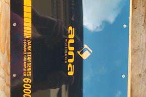 Amplificatore auto AUNA Dark Star Series 6000w