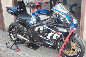 Suzuki gsxr 750 