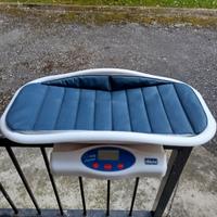 Bilancia per neonati 