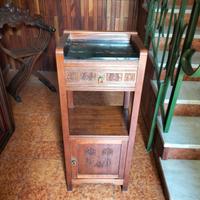 Comodino Liberty primi 900